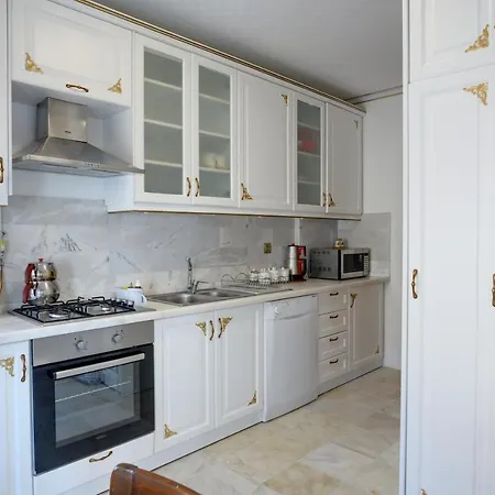 דירה Emirganli Ottoman House