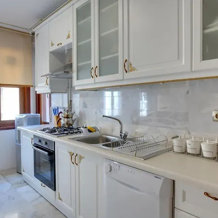 דירה Emirganli Ottoman House *